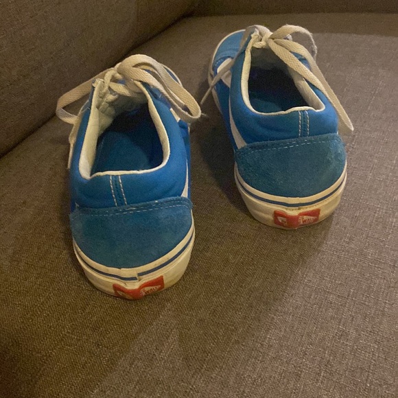 Shoes - Picture 2 of 9